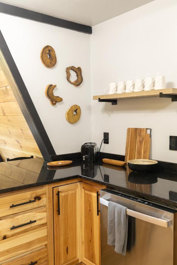 Valhalla Cabins Aframes With Hot Tubs & Sauna Cosby Bagian luar foto