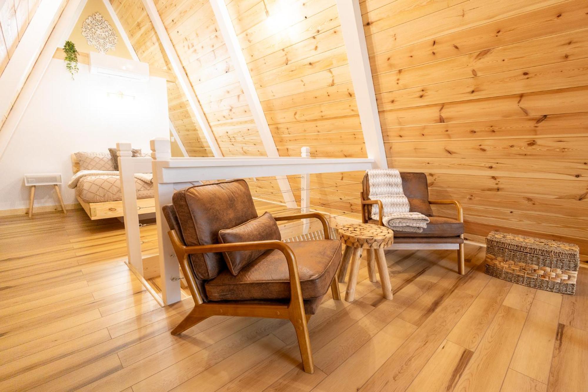 Valhalla Cabins Aframes With Hot Tubs & Sauna Cosby Bagian luar foto